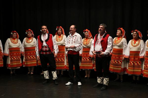 Vystúpenie bulharského folklórneho súboru